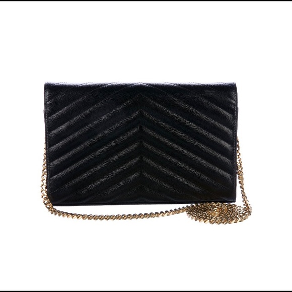 Large monogram wallet on chain - Picture 4 of 5